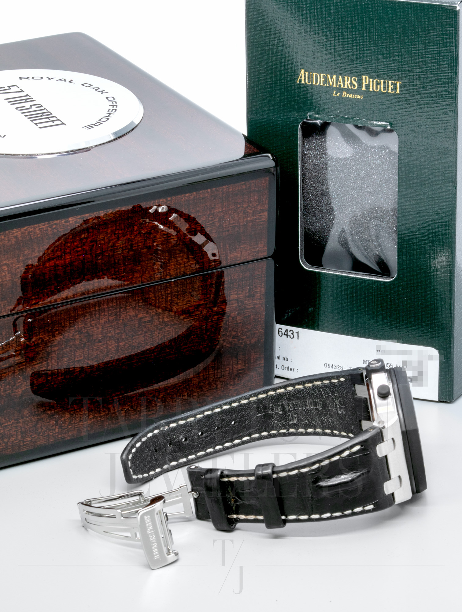 Audemars Piguet Pre-owned Watches Ltd Edition Royal Oak